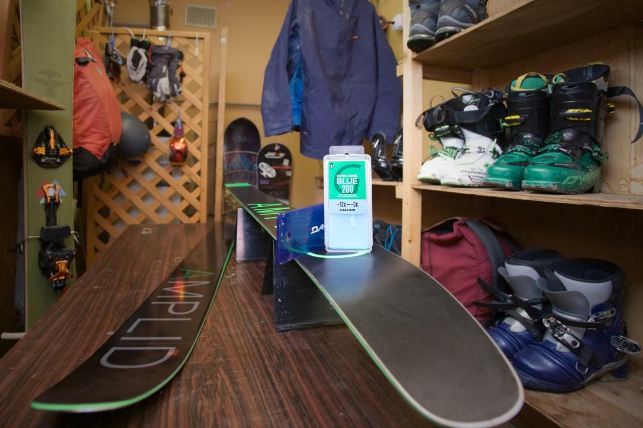 Karimpani Niseko Fujiyama Hostel ภายนอก รูปภาพ